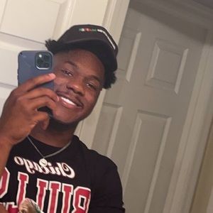 Meet your Posher, Omari